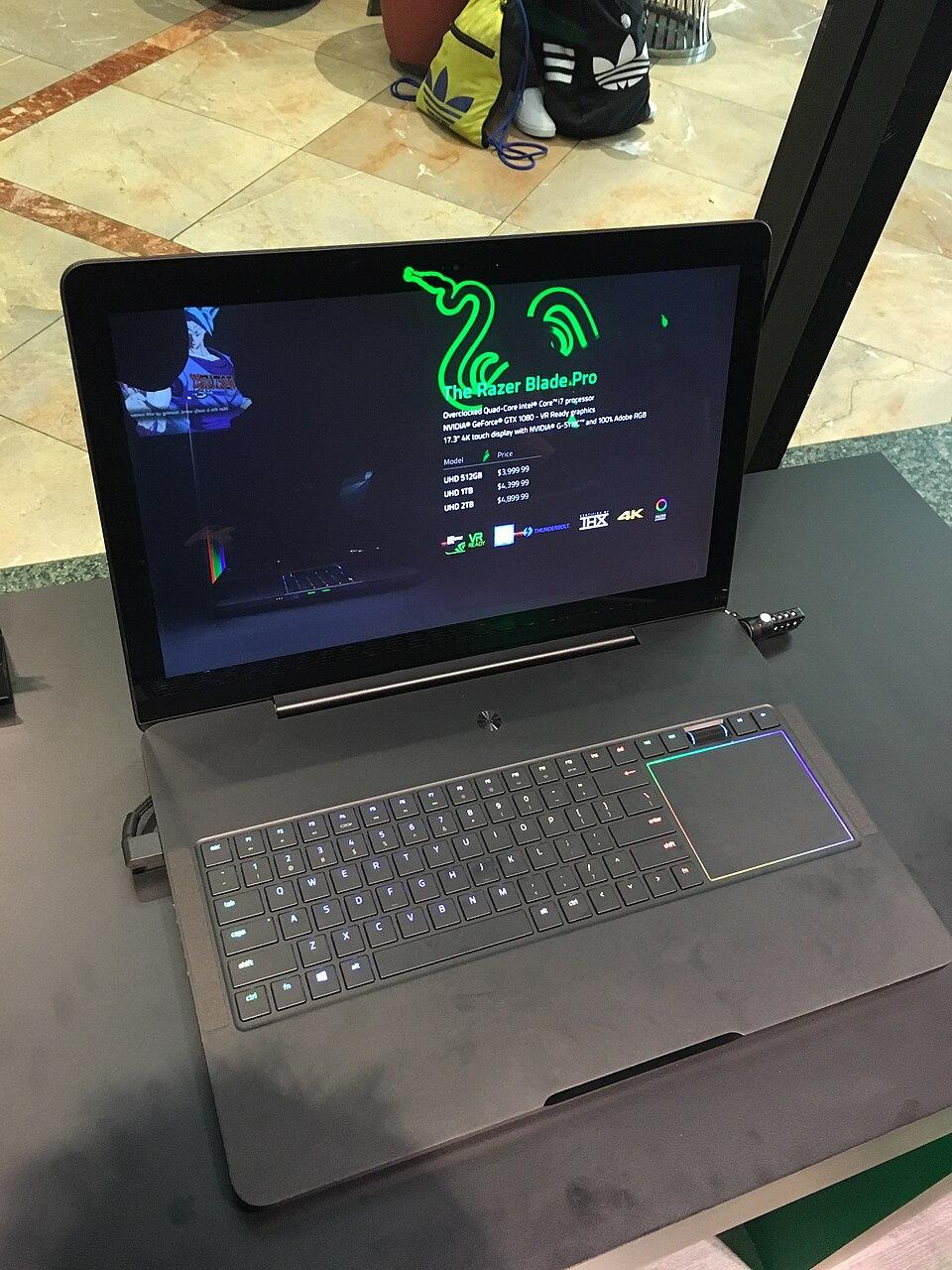 Razer Blade 16